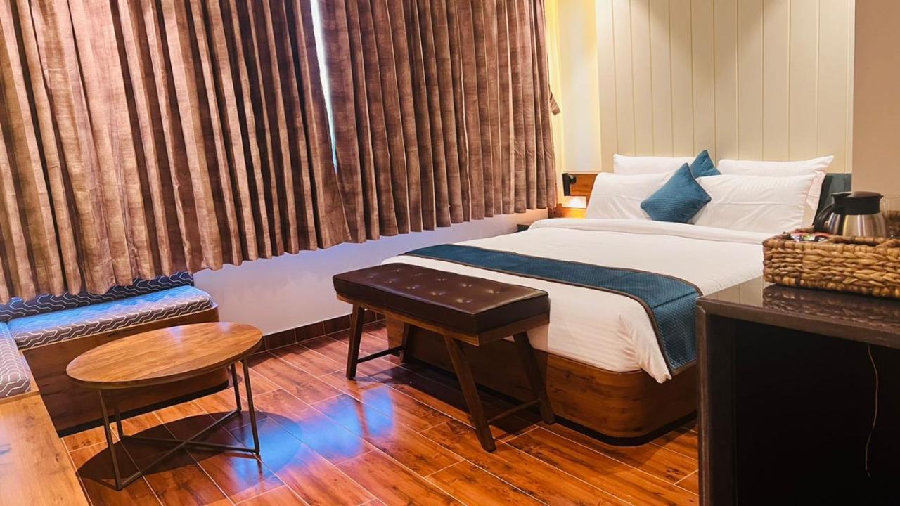 The Convoy Hotel Dibrugarh Exterior photo