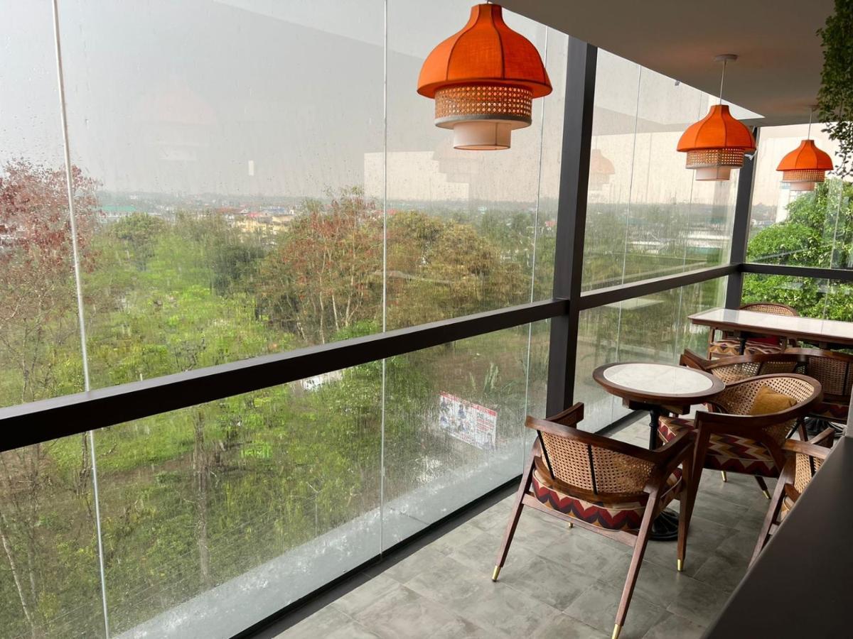 The Convoy Hotel Dibrugarh Exterior photo